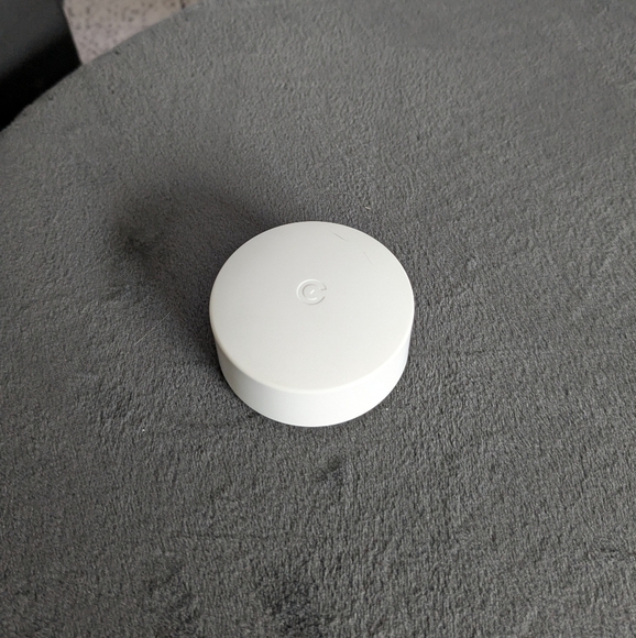 Google nest temperature sensor & battery *no box included* (ref#5) - Picture 2 of 8